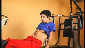 A European Teen'S Gym Session Turns Into A Steamy Solo Play