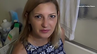 Mama Matură Se Răsfăț În Sex Oral Și Primește Creampie