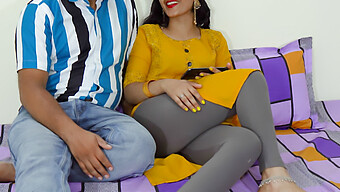 Priya, O Studentă Indiană, Își Seduce Fratele Vitreg Cu O Sesiune De Film Fierbinte.