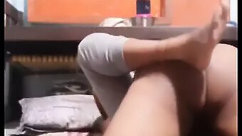 Desi Tale Featuring Hairy Cunt And Handjob