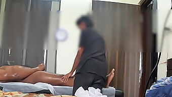 Happening: Hidden Camera Captures Massage Encounter