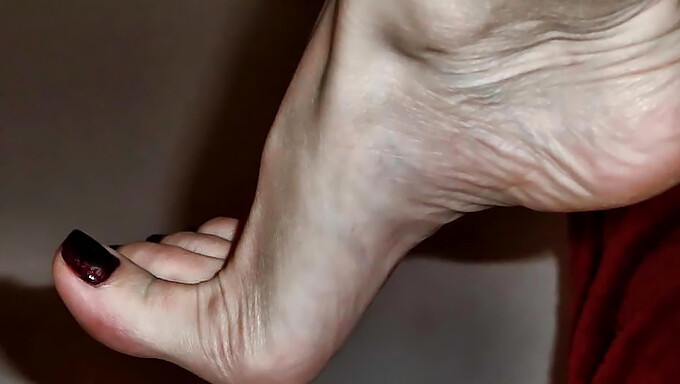 Compilation Of Foot Fetish Videos Featuring Arch-Shaped Toes