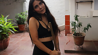 Teen Venezolana Seduce A Su Jefe Por Dinero Y Sexo