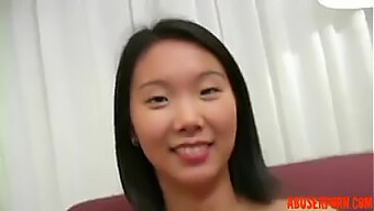 Adorable Adolescente Asiática Katherine Lee En Porno Amateur Gratis