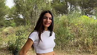 La Jeune Française Mince Candie Prend Un Casting Anal Dans Une Vidéo Hd