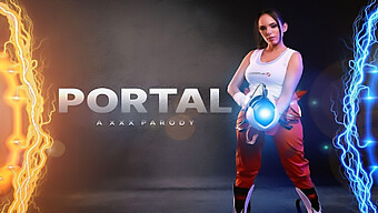 Mira A Katrina Moreno, Una Belleza Española, Como Chell Del Portal En Una Escena De Realidad Caliente.